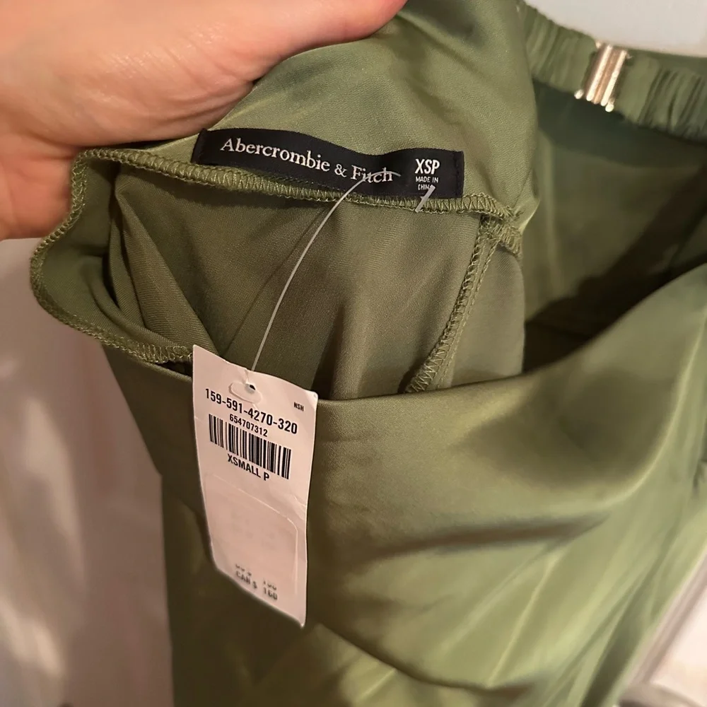 Abercrombie Green Satin Slip Dress with Spaghetti Straps Open Back NWT XSmallPet